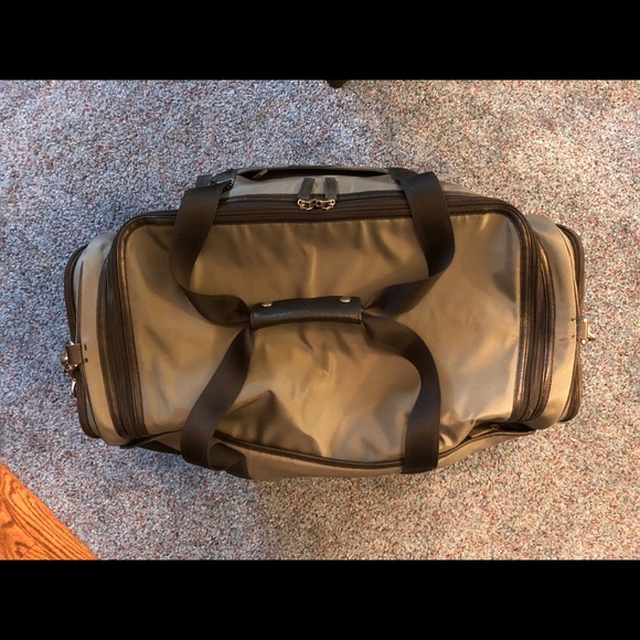 Coach Duffle Bag - Picture 3 of 8